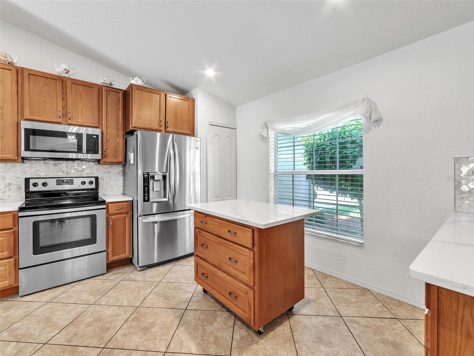 Image 9 of 28 For 1716 Pebble Beach Street