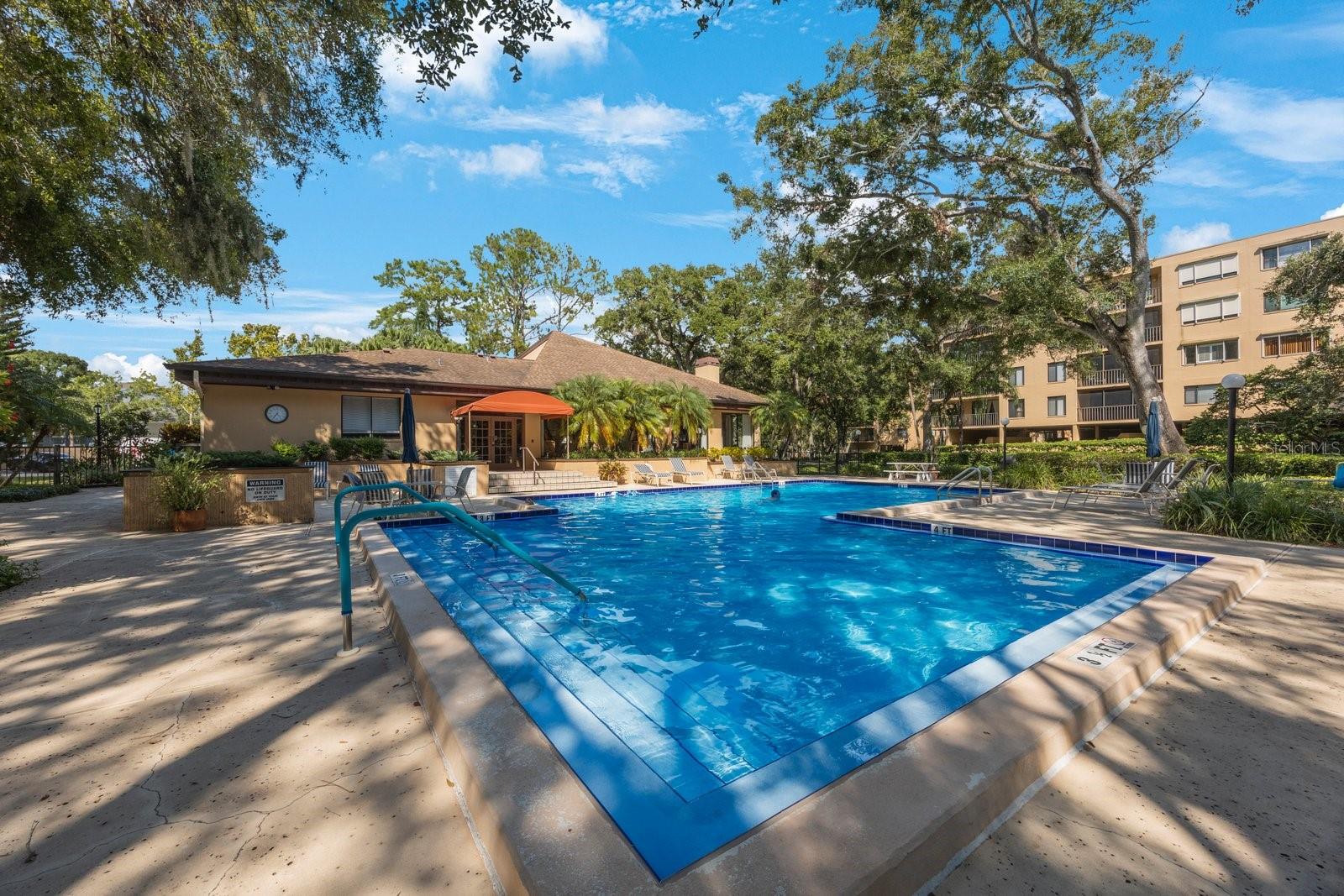 Image 38 of 48 For 3078 Eastland Boulevard 304