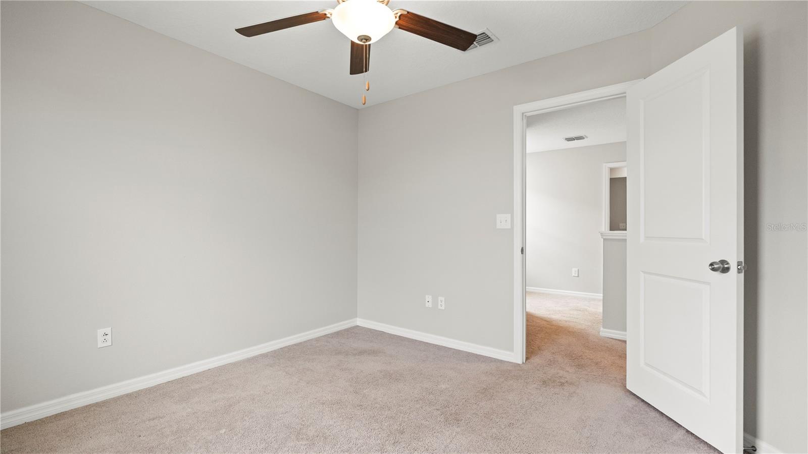 Image 38 of 47 For 7231 Spring Snowflake Avenue