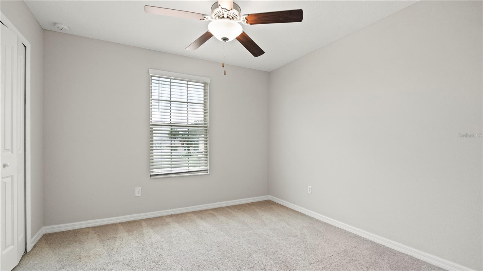 Image 40 of 47 For 7231 Spring Snowflake Avenue