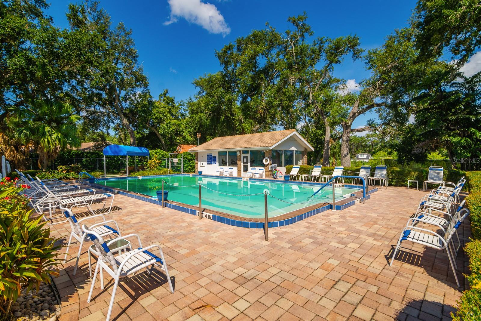 Image 42 of 61 For 3605 Garden Lakes Clenet