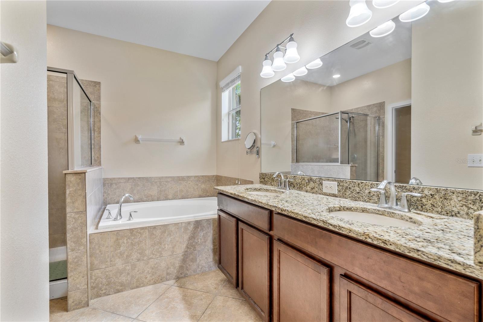 Image 30 of 45 For 912 Meadow Glade Drive