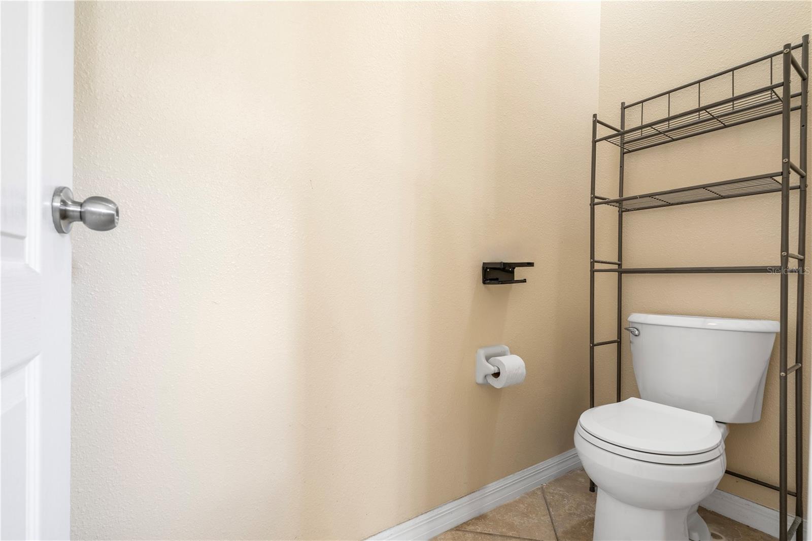 Image 32 of 45 For 912 Meadow Glade Drive