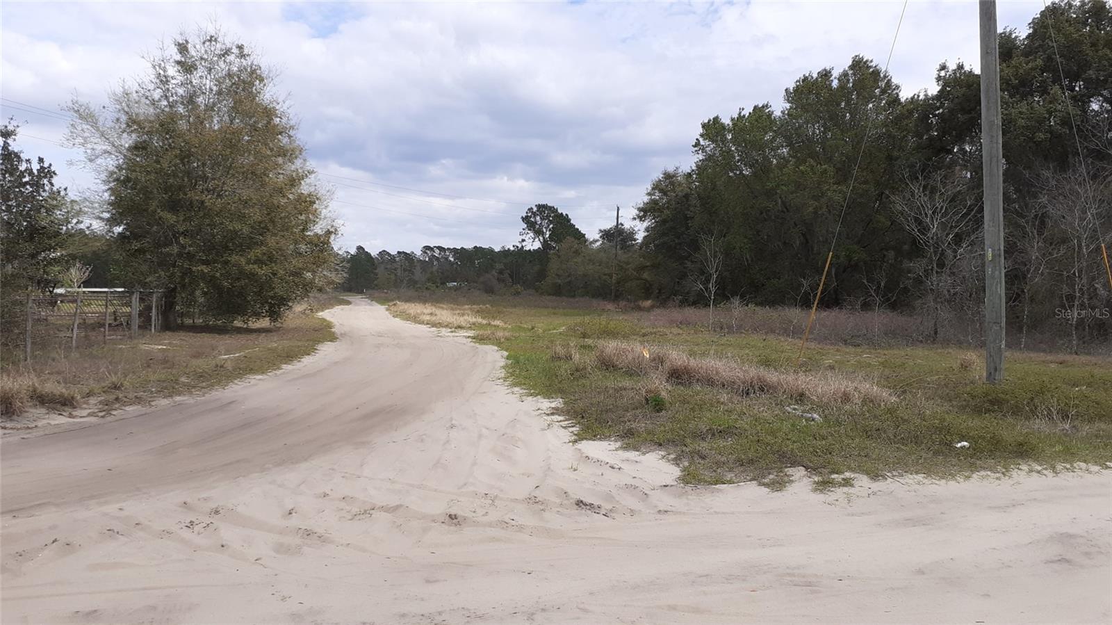 Image 2 of 4 For Lot 01700 Los Robles Drive