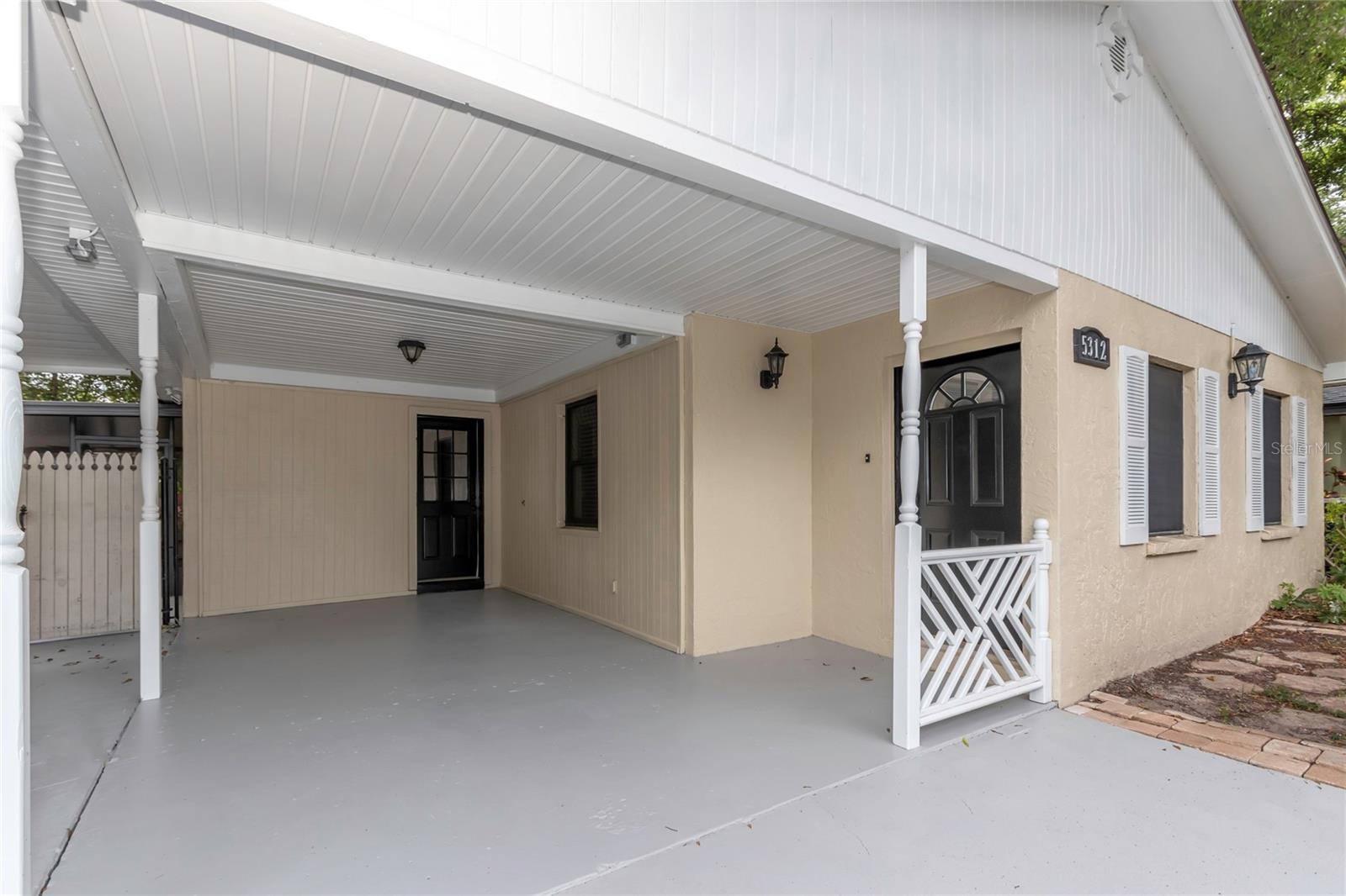 Listing photo id 57 for 5312 Russell Street