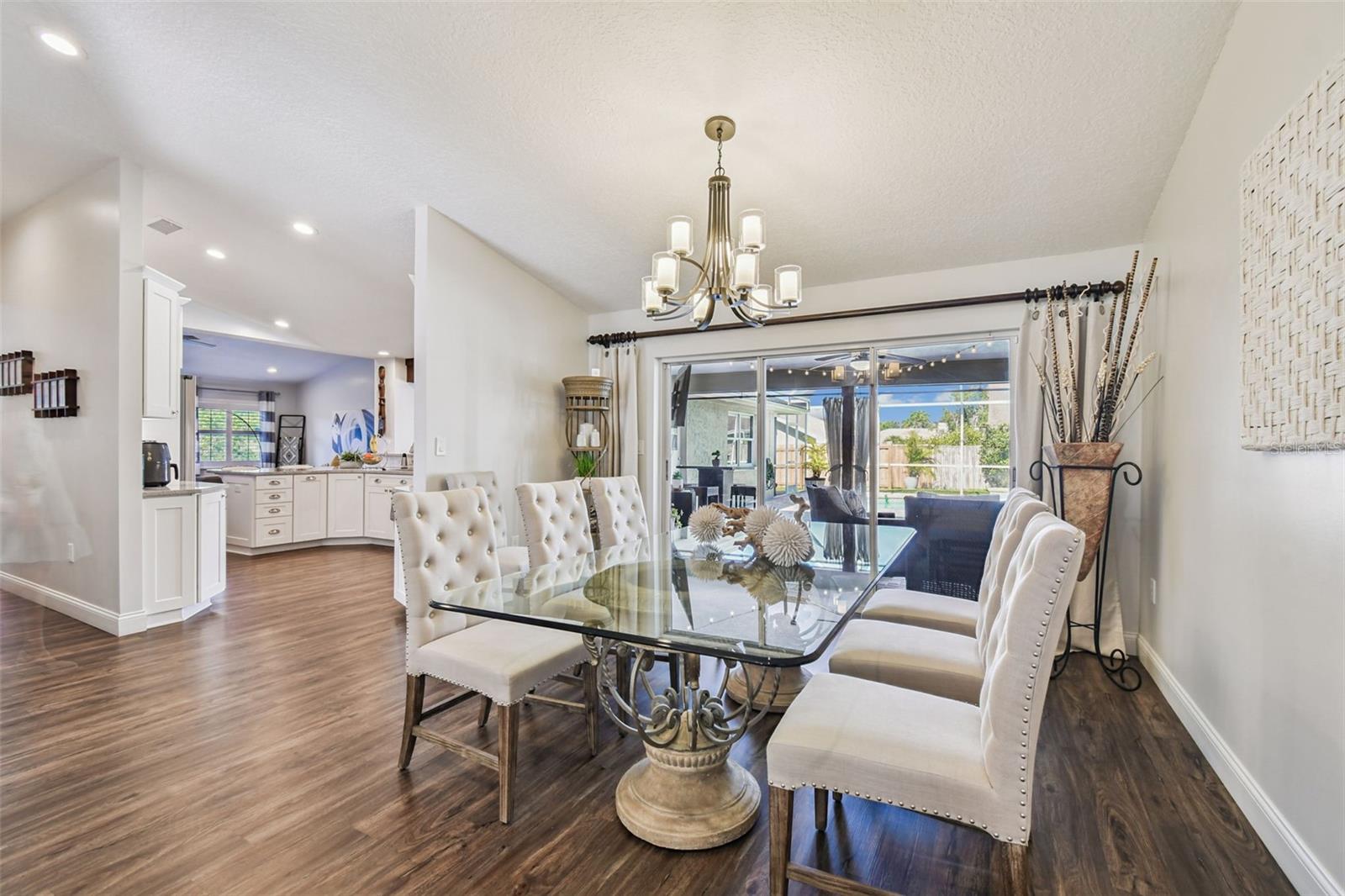 Image 10 of 71 For 2724 Challenger Drive