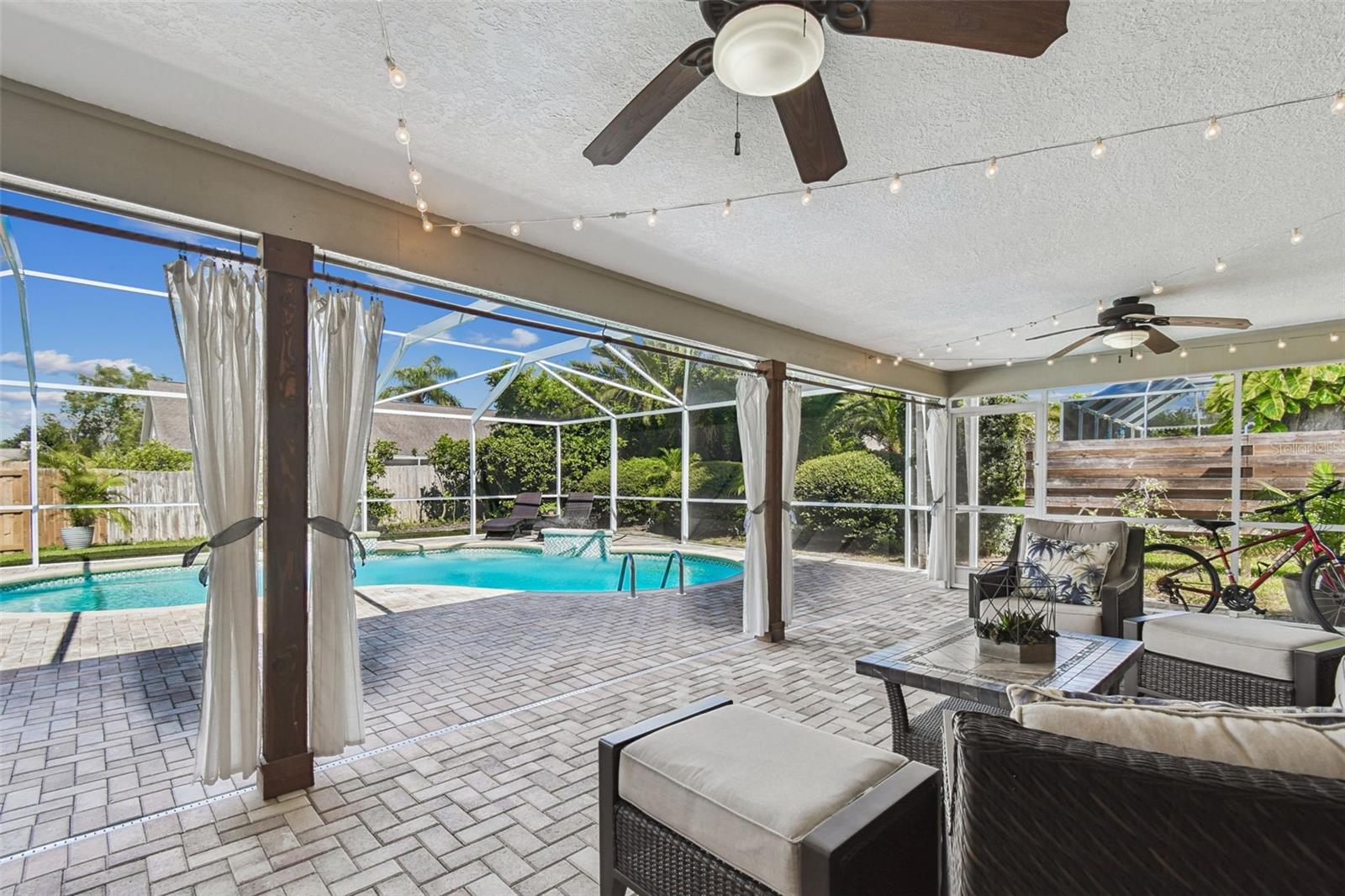 Image 20 of 71 For 2724 Challenger Drive