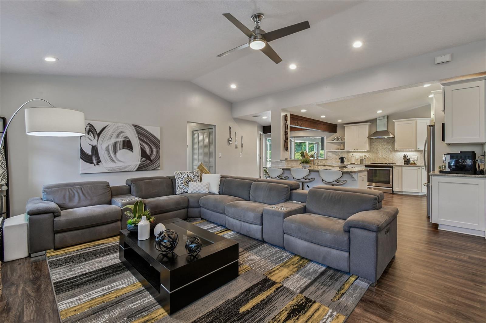 Image 30 of 71 For 2724 Challenger Drive