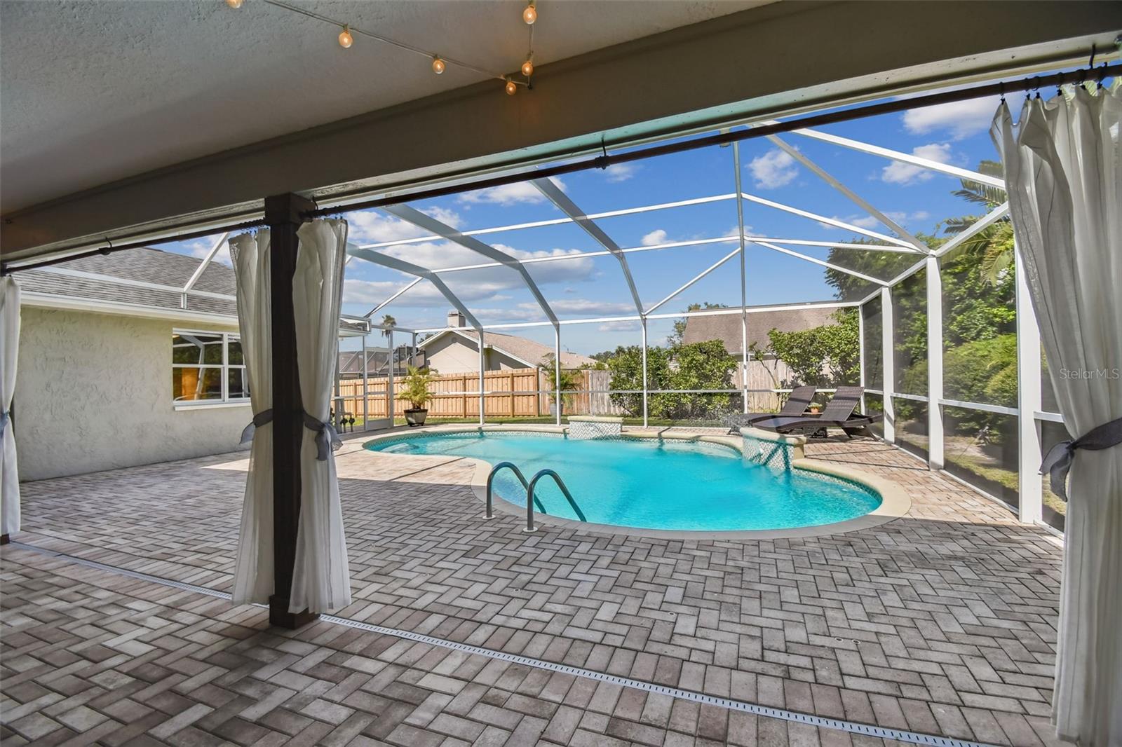 Image 36 of 71 For 2724 Challenger Drive
