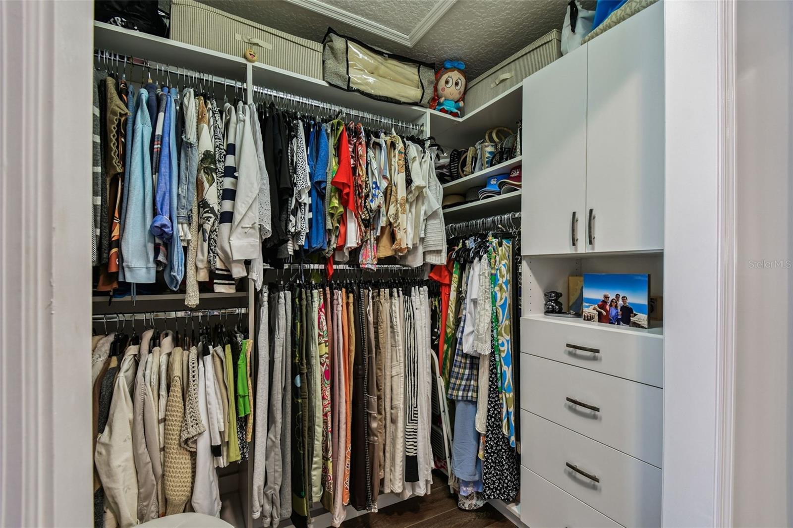 Image 41 of 71 For 2724 Challenger Drive