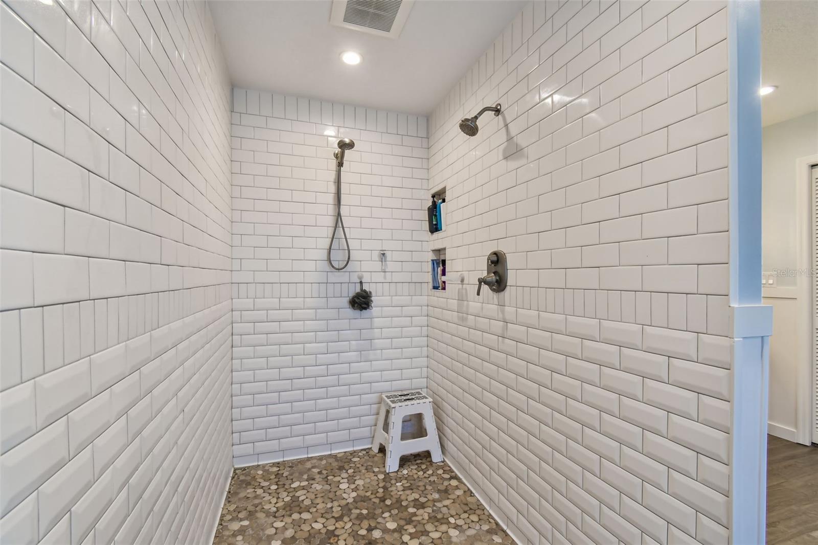 Image 45 of 71 For 2724 Challenger Drive