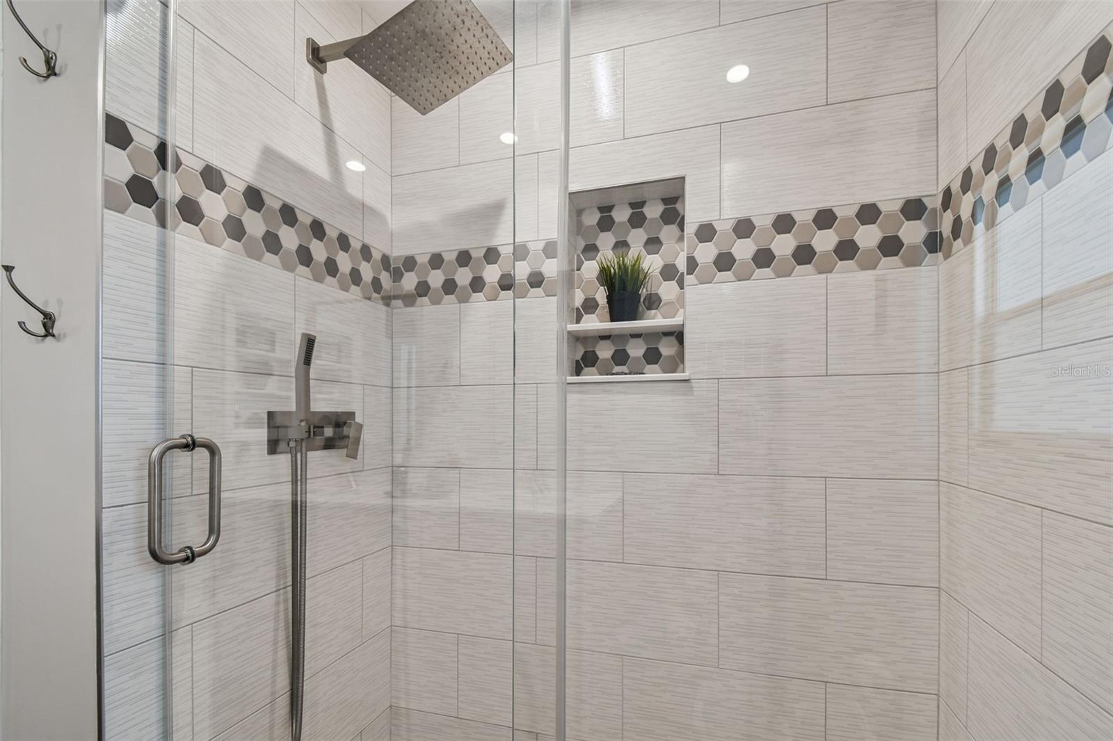 Image 50 of 71 For 2724 Challenger Drive
