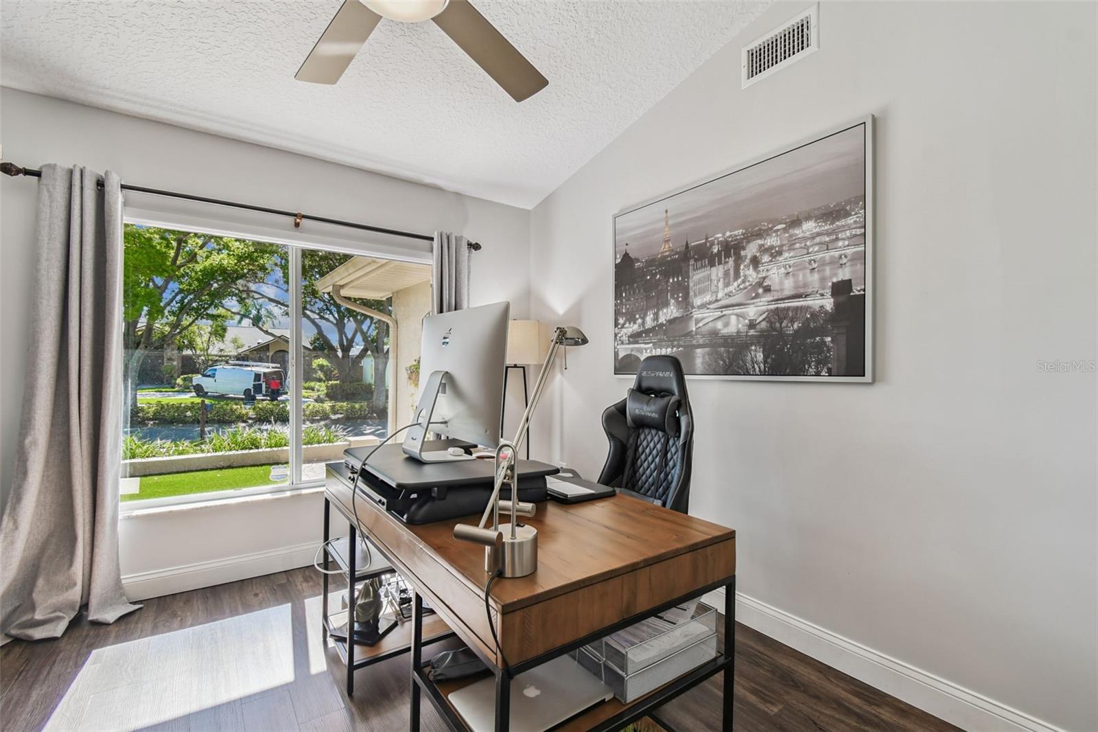 Image 57 of 71 For 2724 Challenger Drive