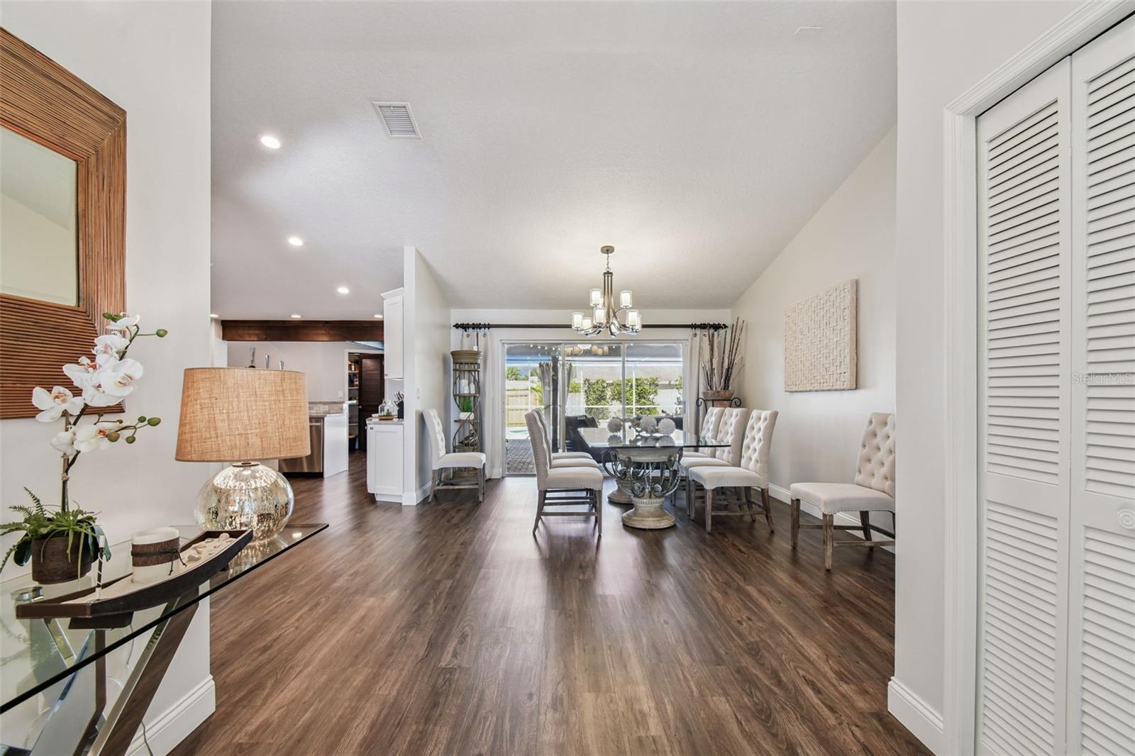 Image 9 of 71 For 2724 Challenger Drive