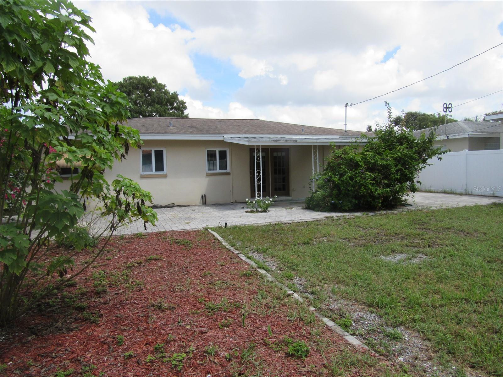 Image 13 of 19 For 2067 Timber Lane