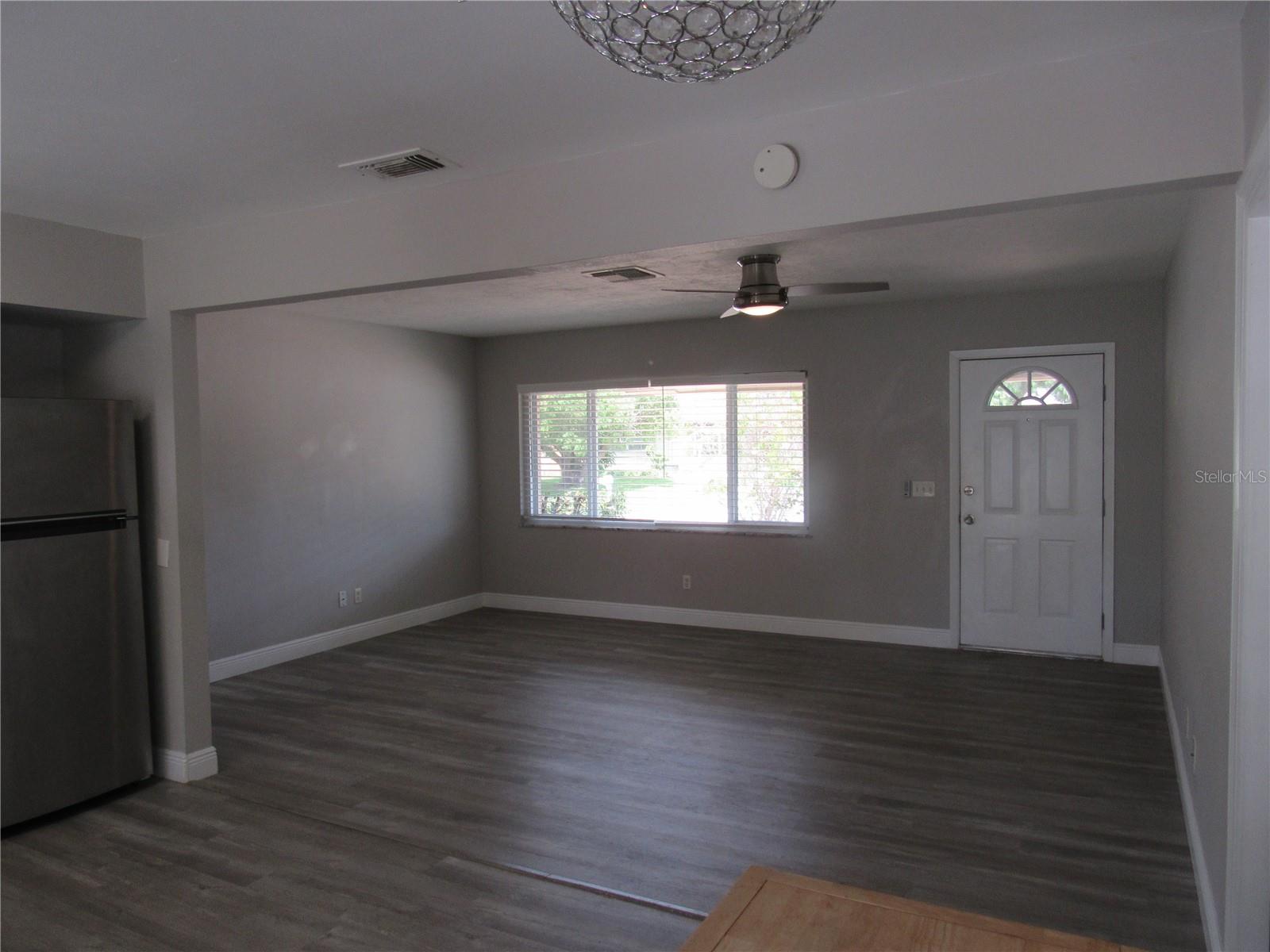 Image 8 of 19 For 2067 Timber Lane