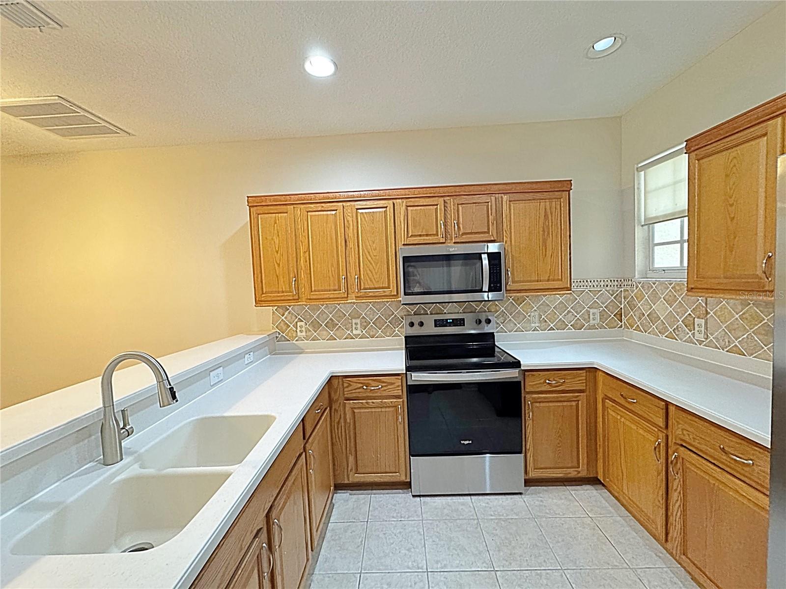 Image 4 of 34 For 5617 Sea Turtle Court