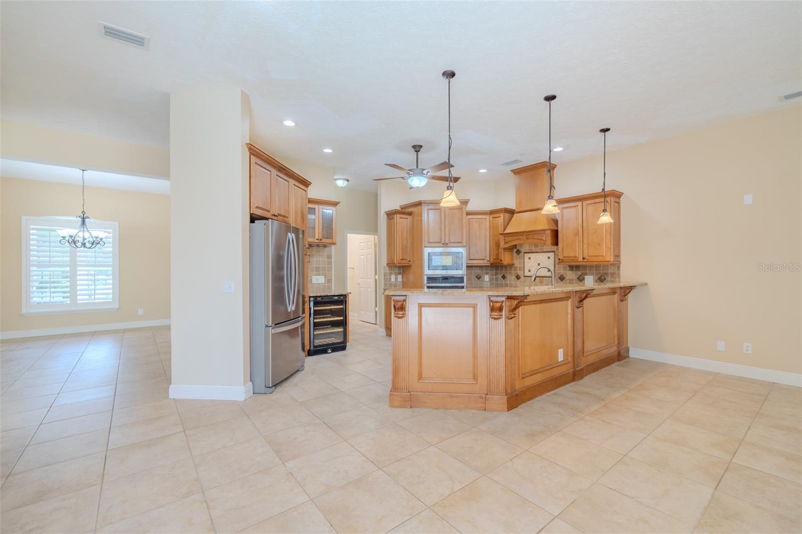 Image 16 of 60 For 4401 Blantyre Place