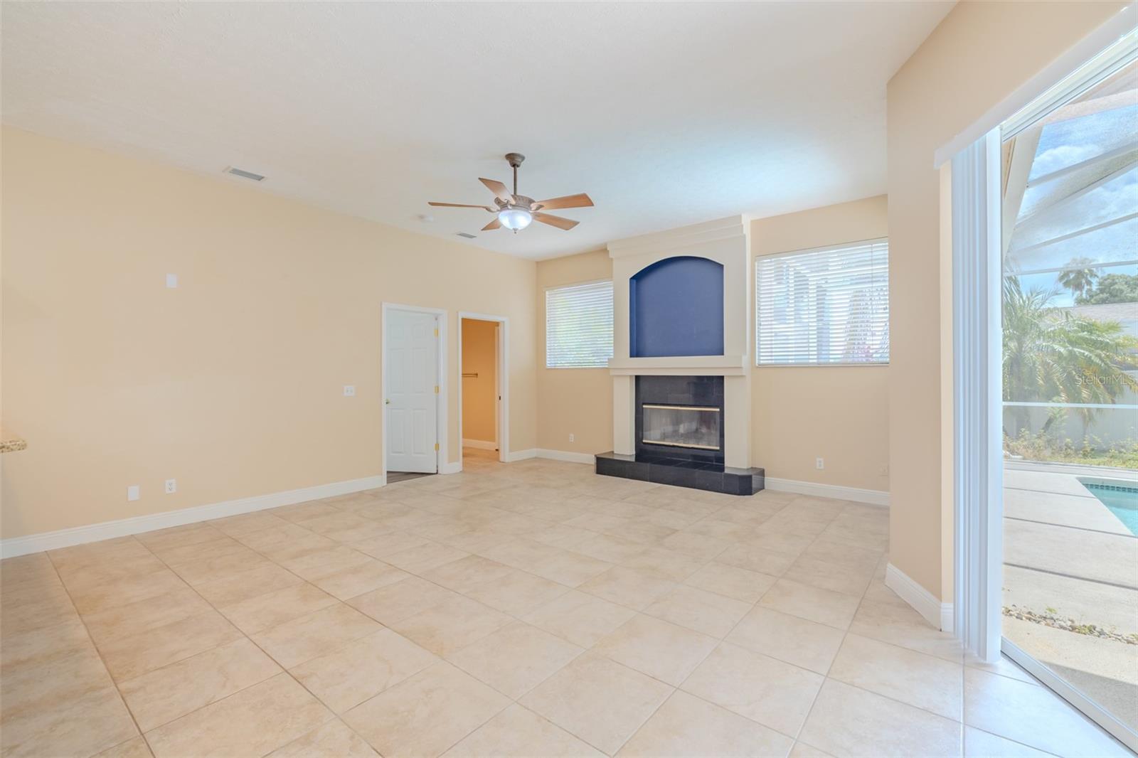 Image 24 of 60 For 4401 Blantyre Place