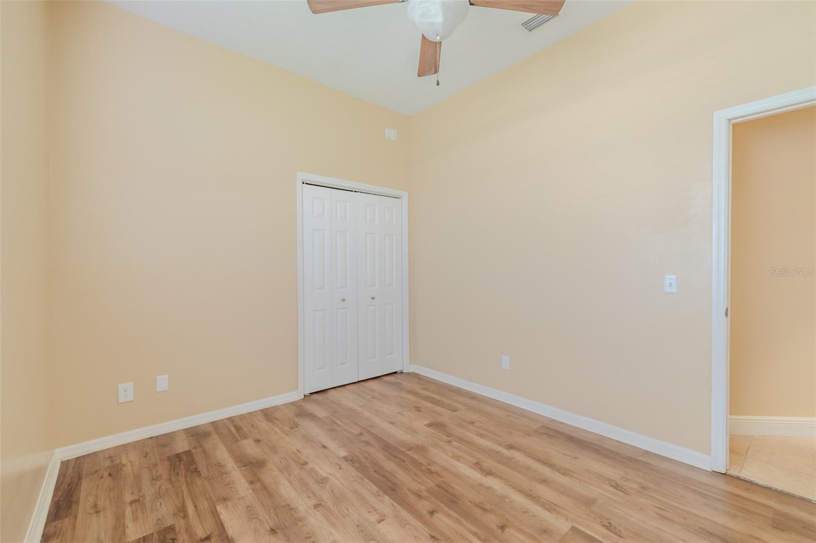 Image 33 of 60 For 4401 Blantyre Place