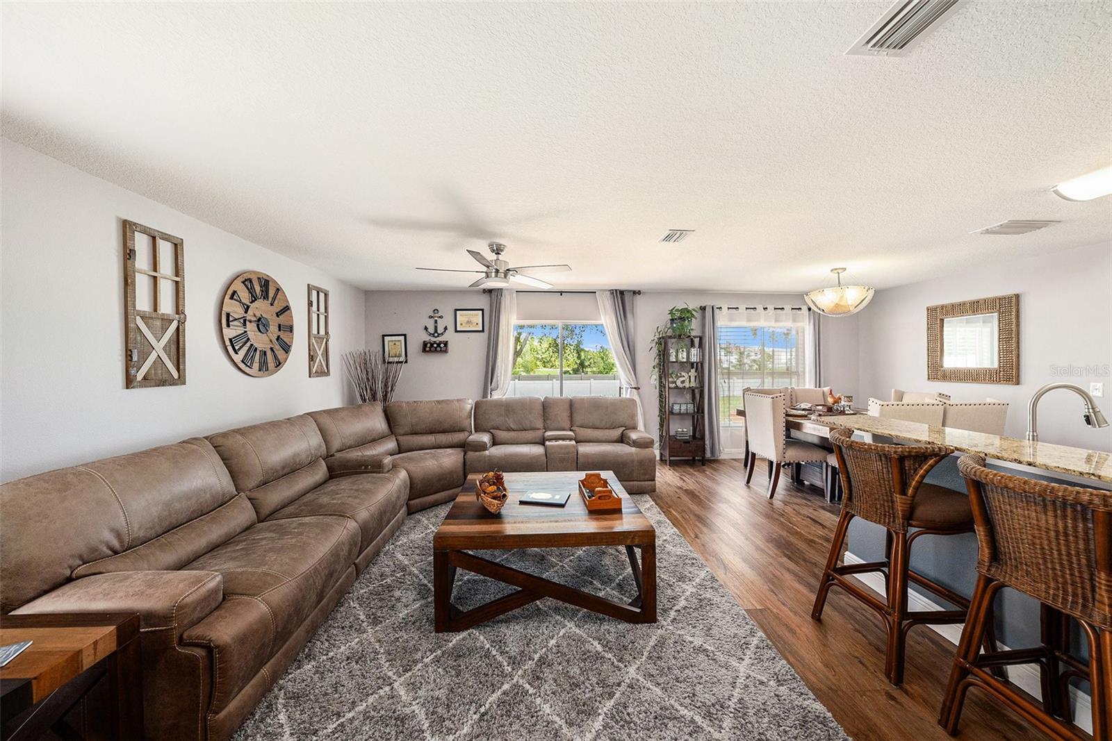 Image 10 of 31 For 17439 Garden Heath Court
