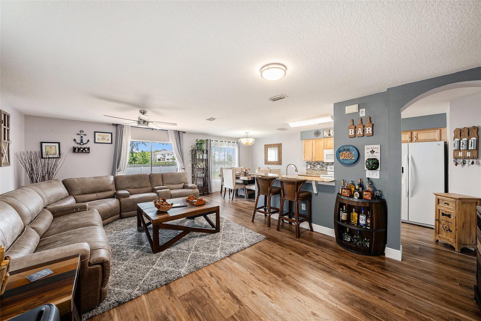Image 11 of 31 For 17439 Garden Heath Court