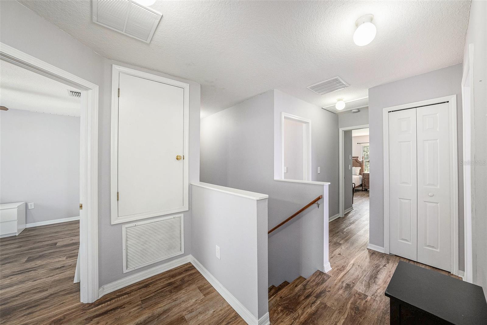 Image 18 of 31 For 17439 Garden Heath Court