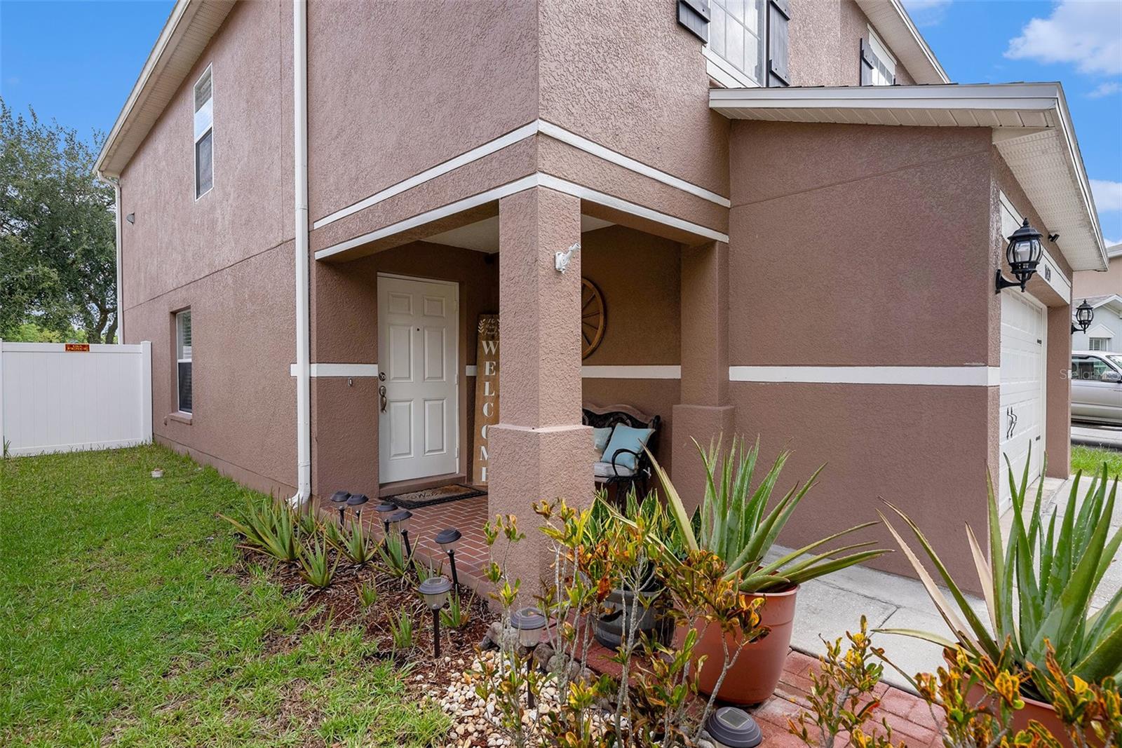 Image 5 of 31 For 17439 Garden Heath Court