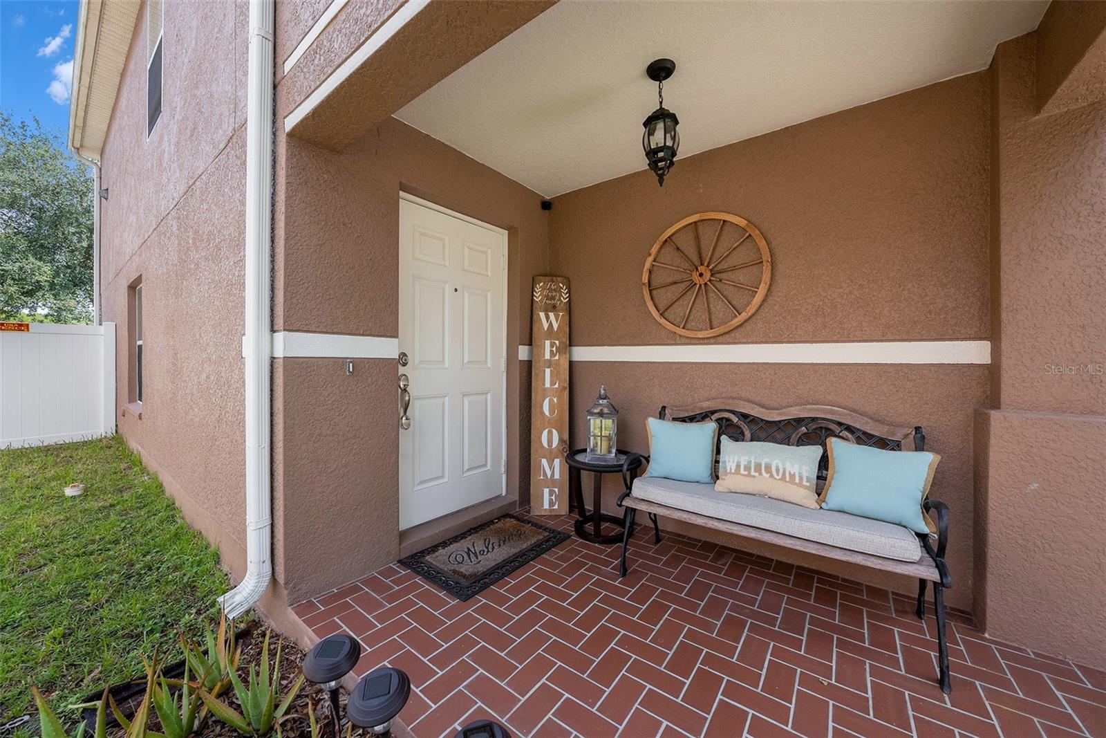 Image 6 of 31 For 17439 Garden Heath Court