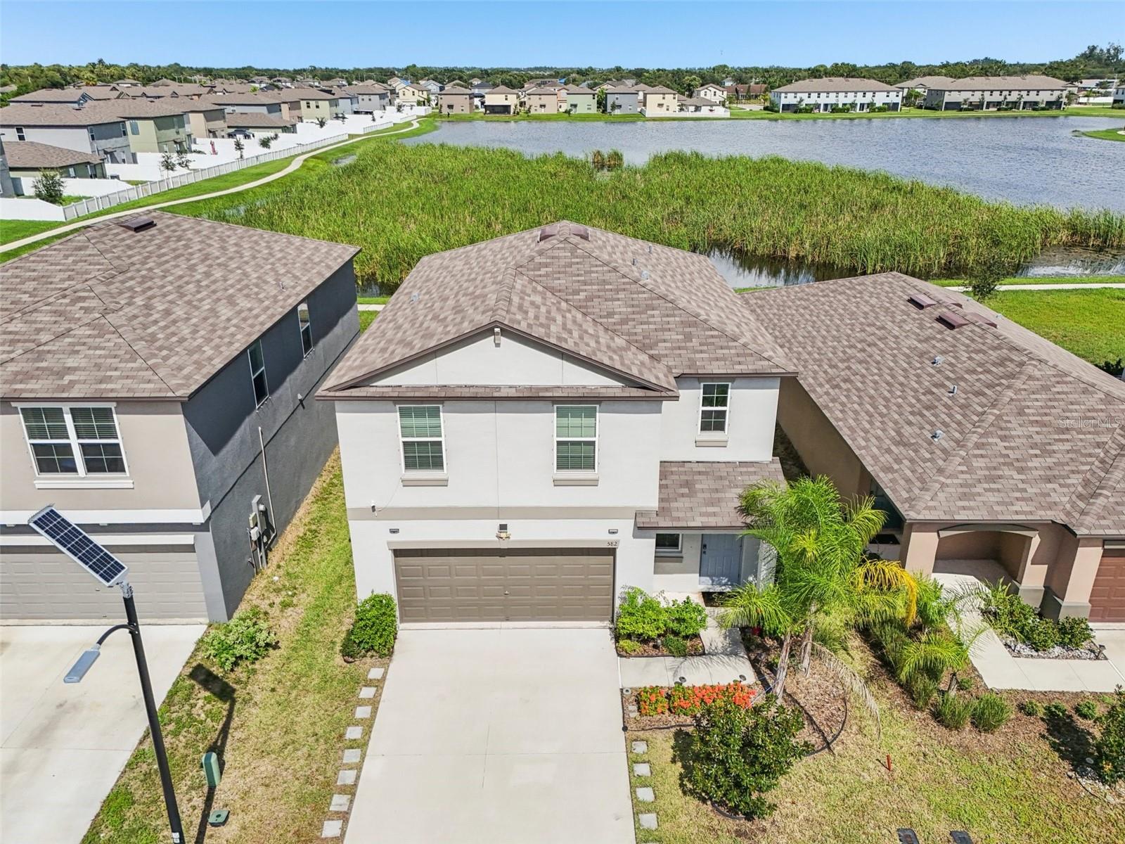 Image 25 of 25 For 582 Royal Empress Dr