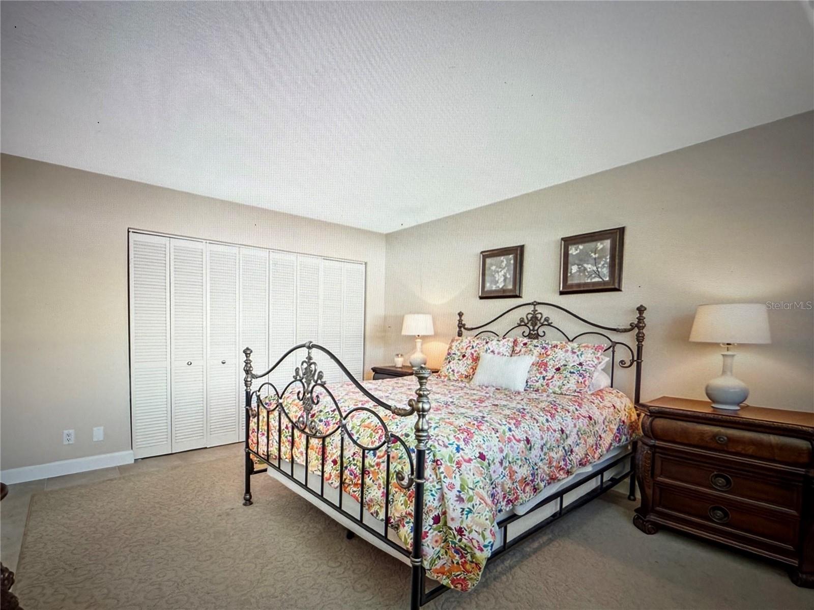 Image 17 of 35 For 1351 Gulf Boulevard 118