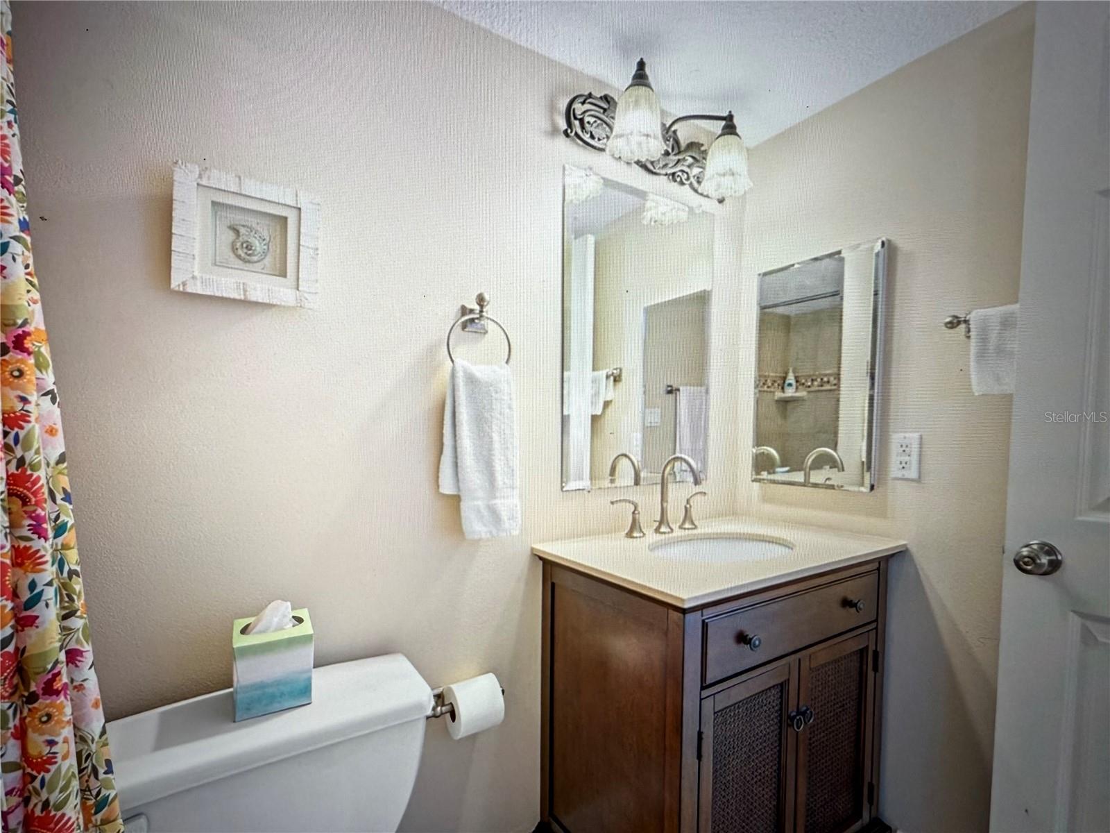 Image 18 of 35 For 1351 Gulf Boulevard 118