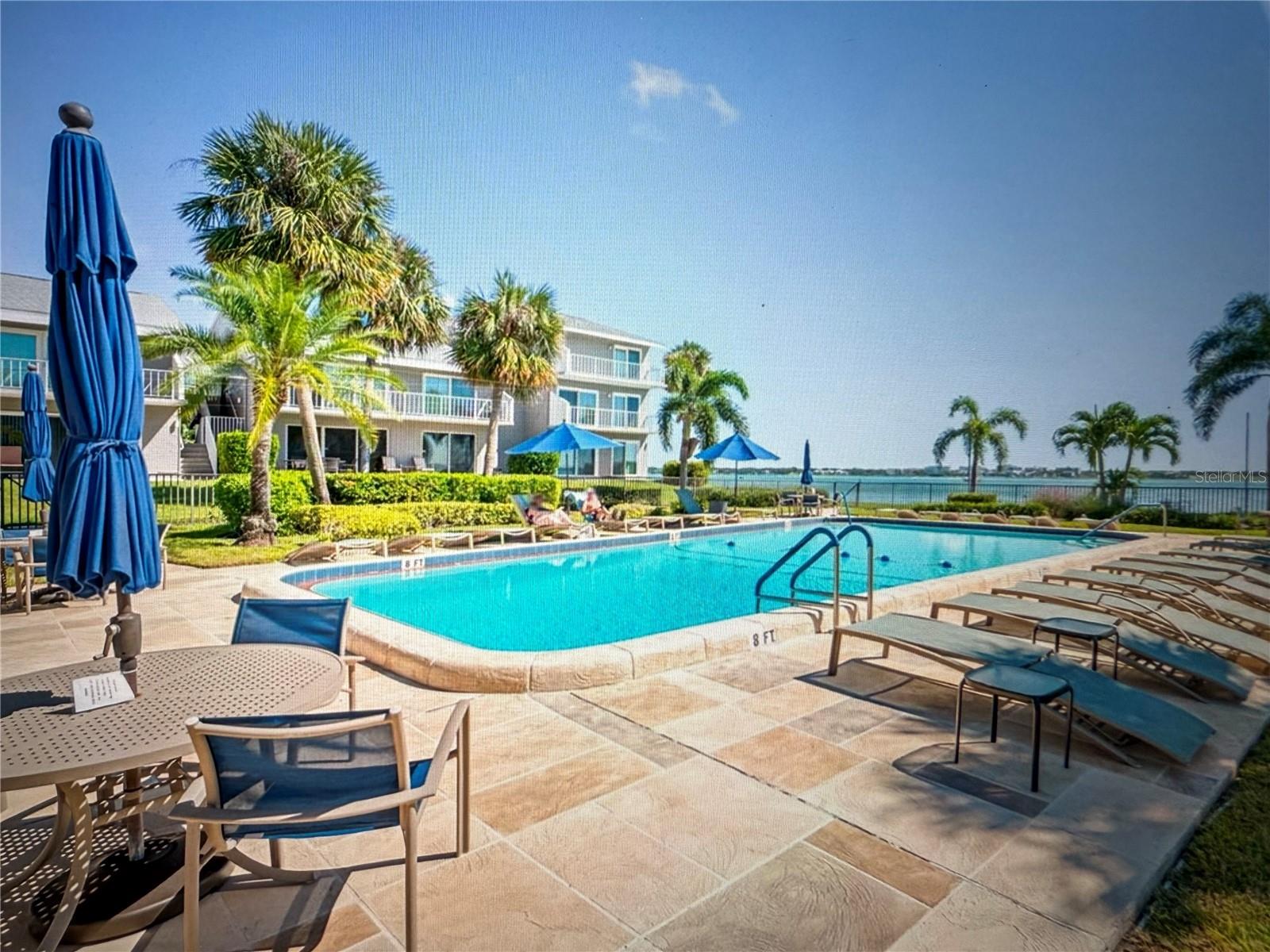 Image 24 of 35 For 1351 Gulf Boulevard 118
