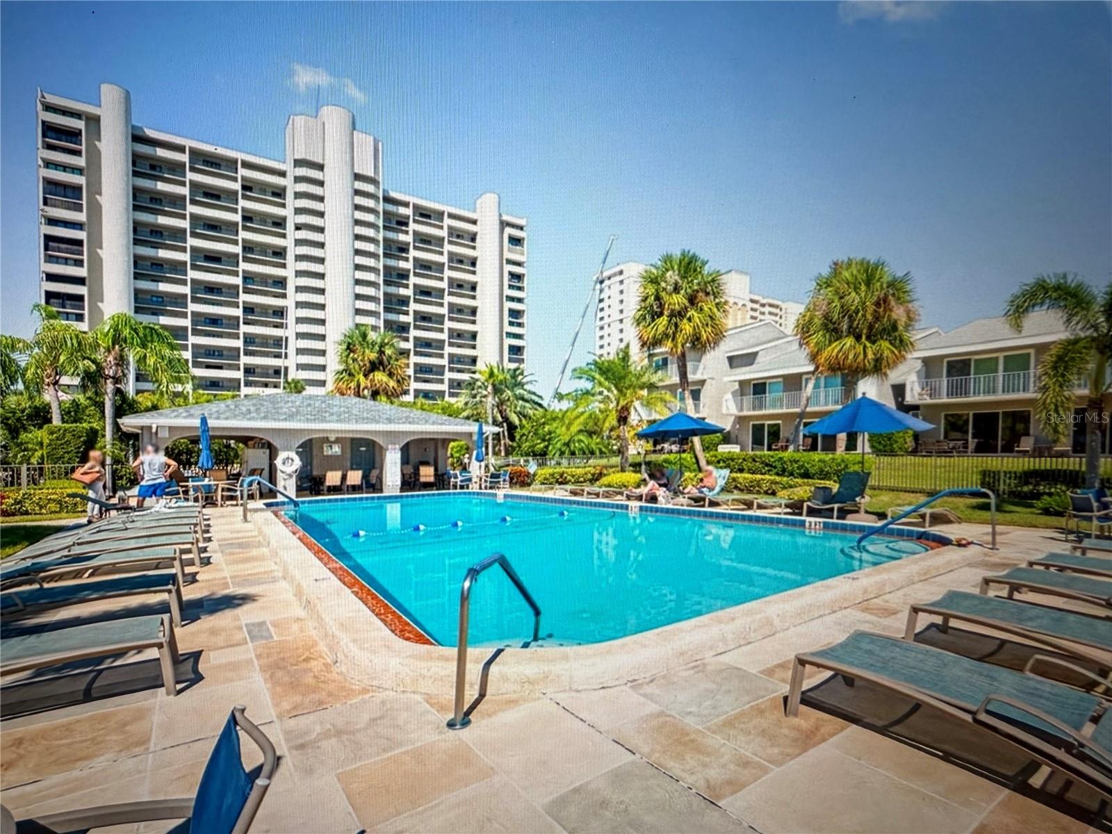 Image 25 of 35 For 1351 Gulf Boulevard 118