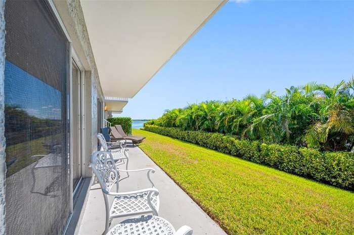 Image 27 of 35 For 1351 Gulf Boulevard 118