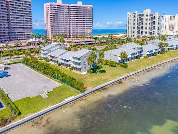 Image 29 of 35 For 1351 Gulf Boulevard 118