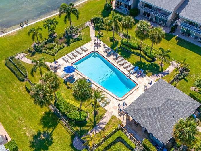Image 35 of 35 For 1351 Gulf Boulevard 118