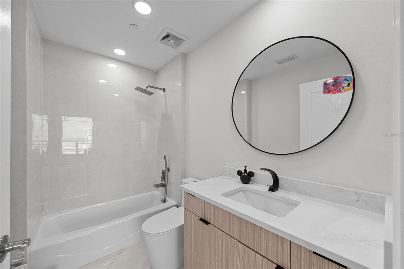 Image 24 of 32 For 449 12th Street 2001