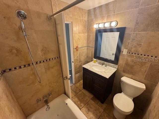 Image 3 of 12 For 870 50th Avenue N
