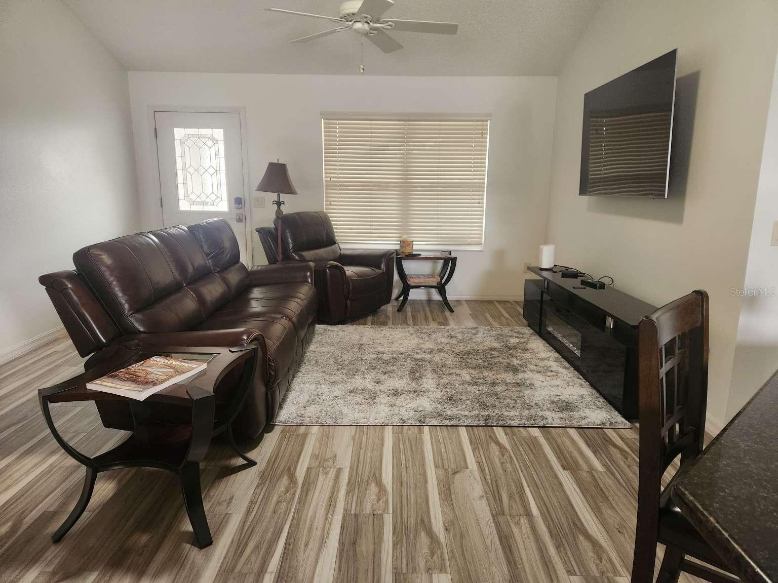 Image 10 of 21 For 702 Pine Hills Place