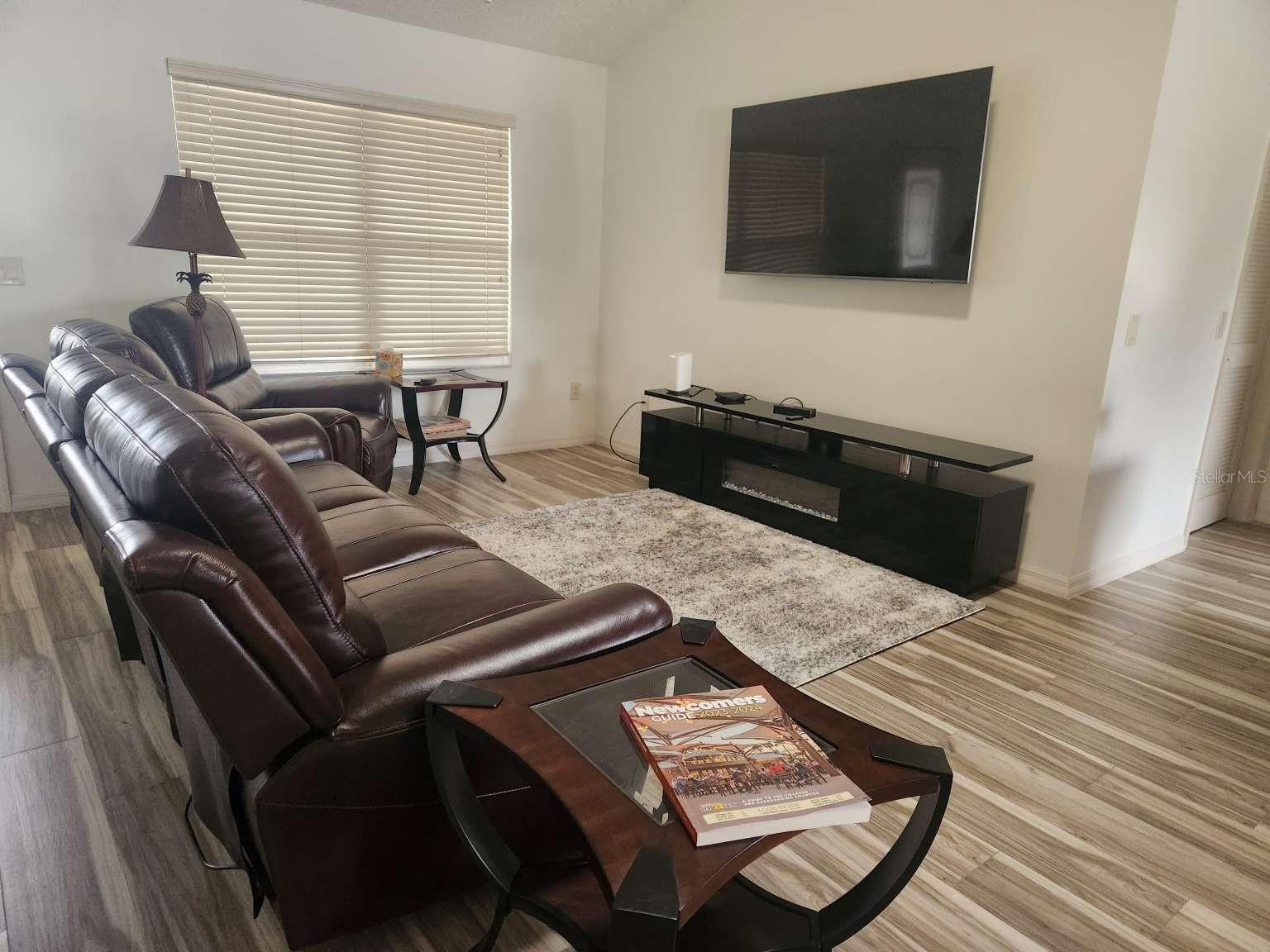 Image 11 of 21 For 702 Pine Hills Place