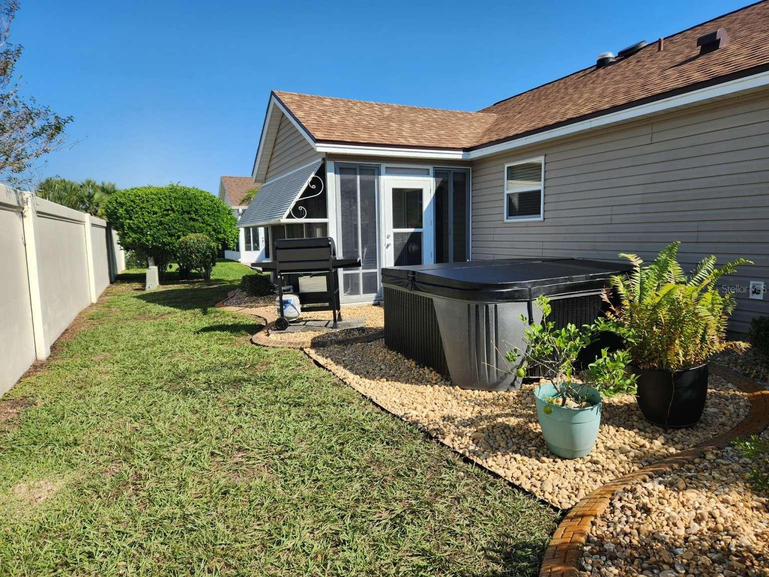 Image 3 of 21 For 702 Pine Hills Place