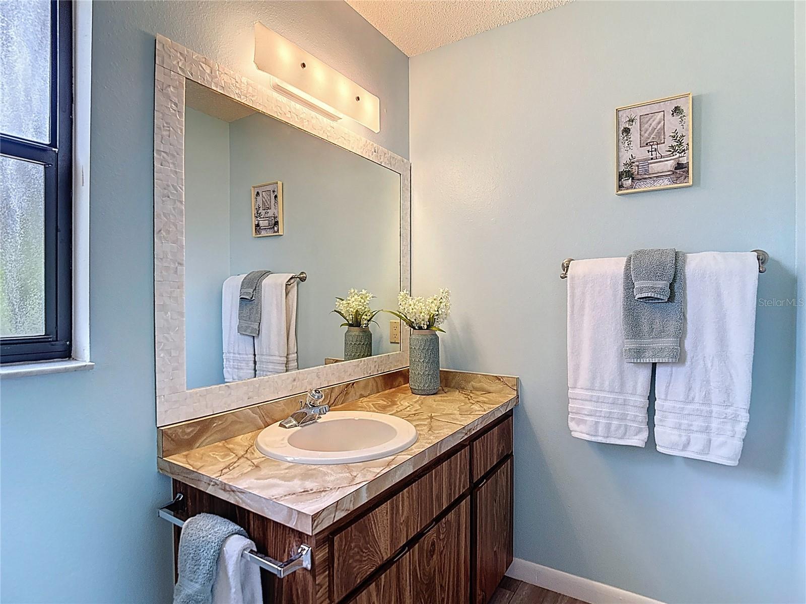 Image 19 of 34 For 6475 Amber Ridge Circle