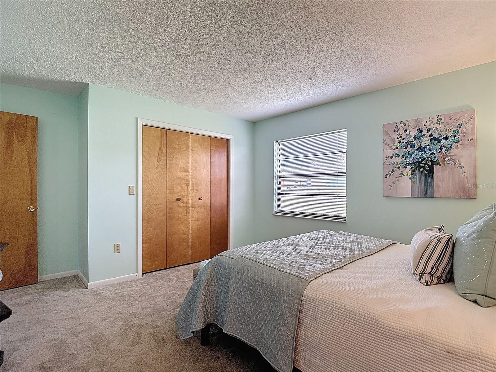 Image 21 of 34 For 6475 Amber Ridge Circle