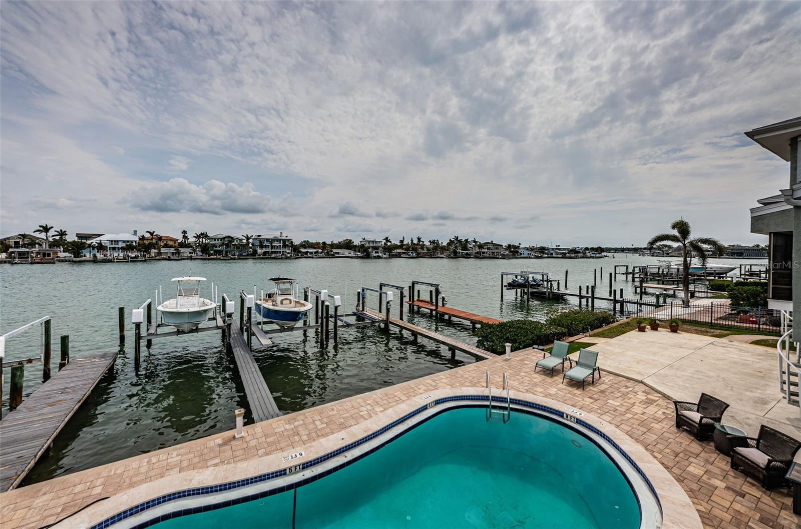 Image 10 of 33 For 2515 Bay Boulevard A