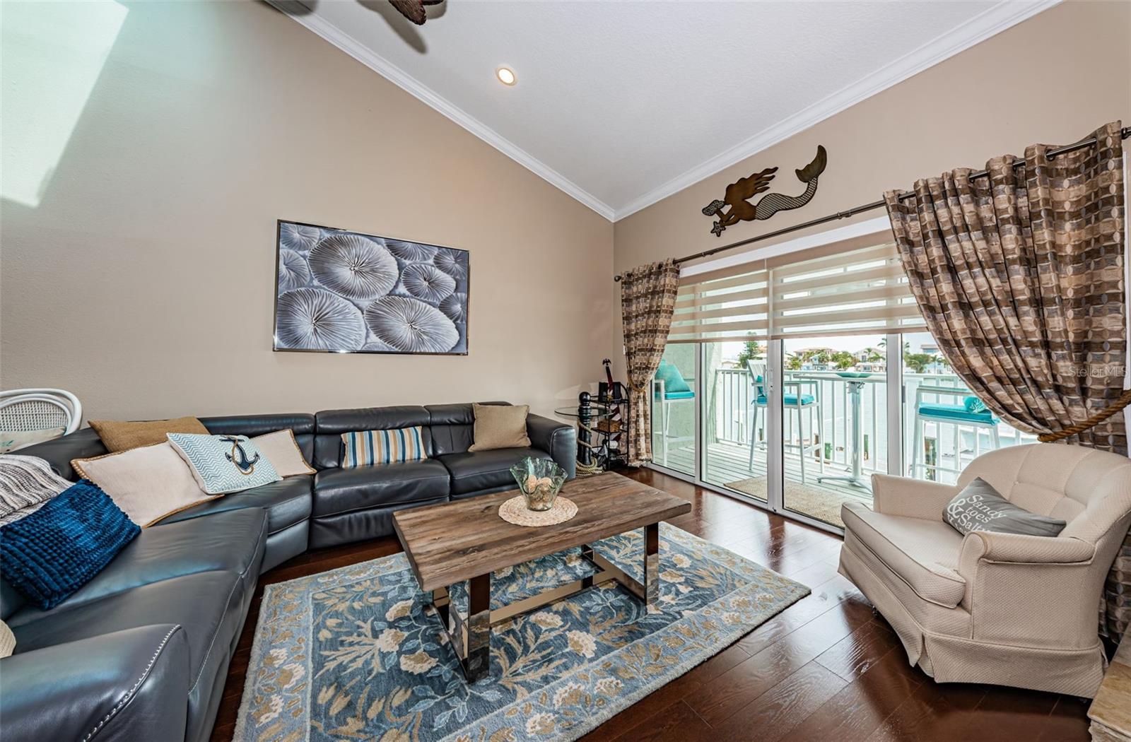 Image 13 of 33 For 2515 Bay Boulevard A