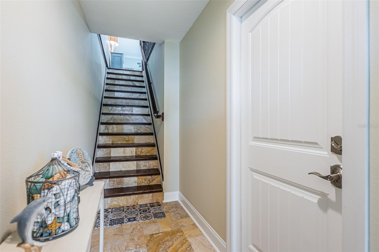 Image 4 of 33 For 2515 Bay Boulevard A