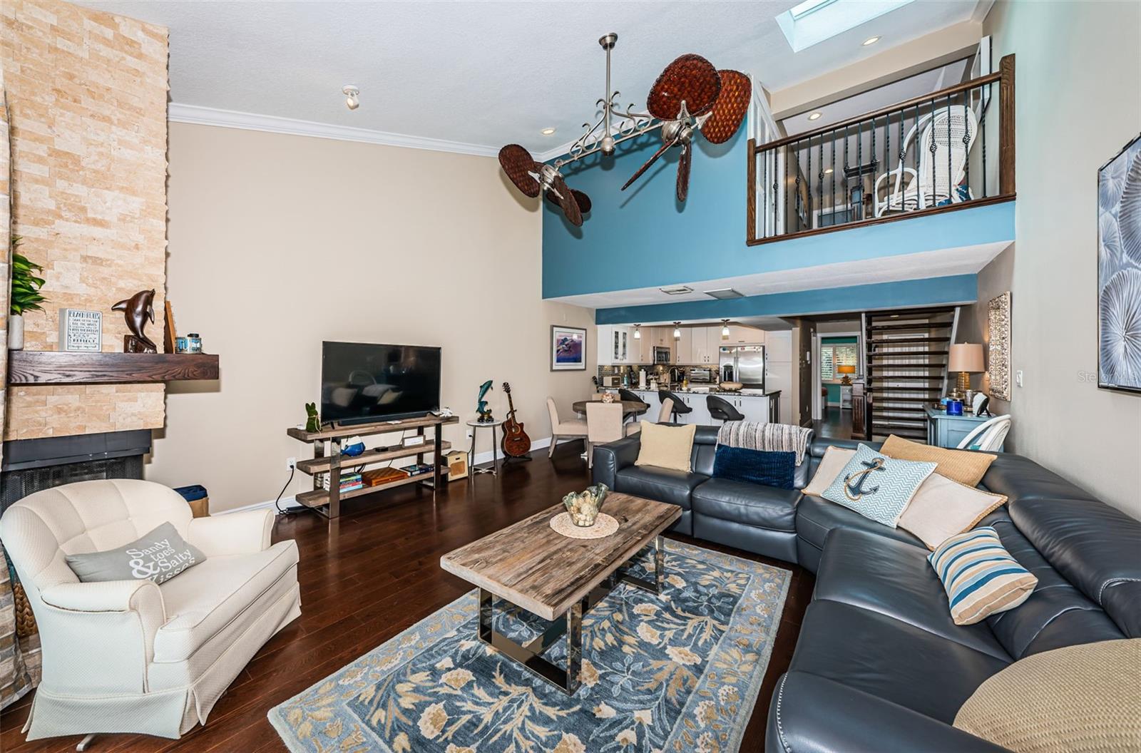 Image 6 of 33 For 2515 Bay Boulevard A