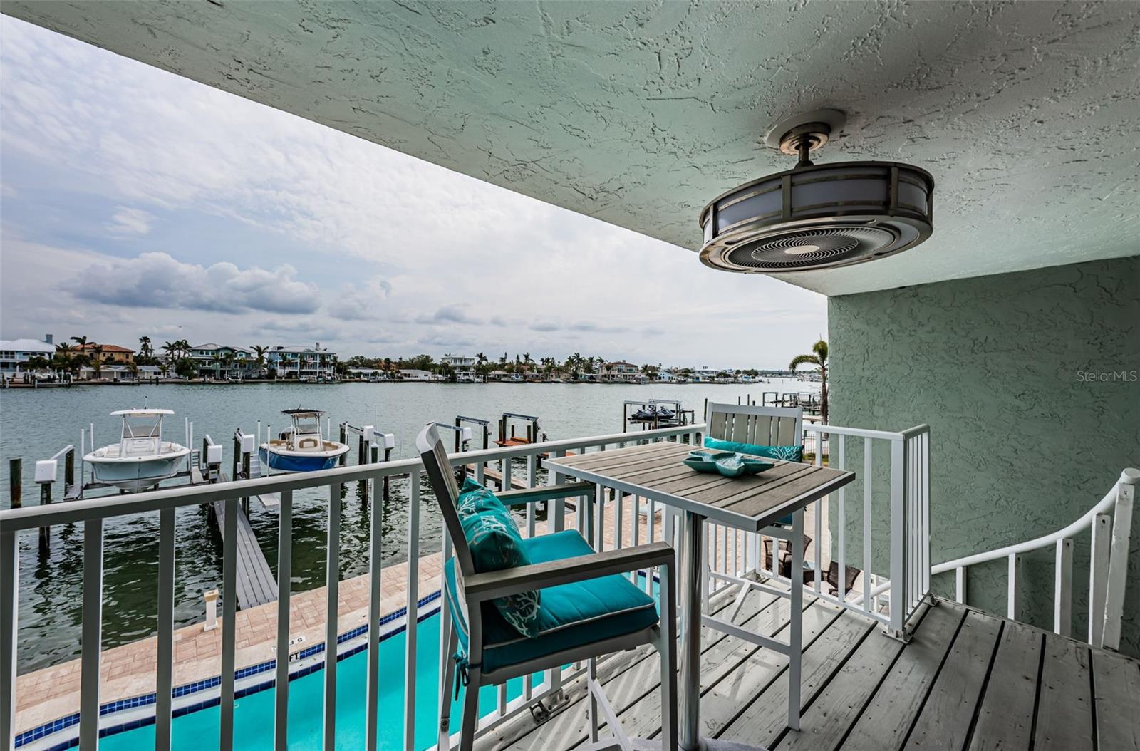 Image 9 of 33 For 2515 Bay Boulevard A