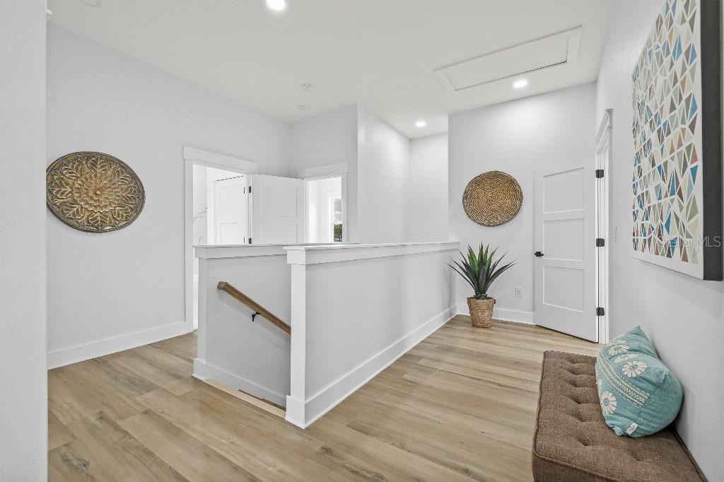 Image 18 of 38 For 1818 31st Avenue N